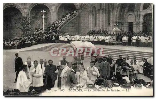 Cartes postales Lourdes La Benediction des Malades