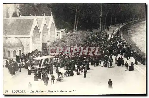 Cartes postales Lourdes Les Piscines et Place de la Grotte