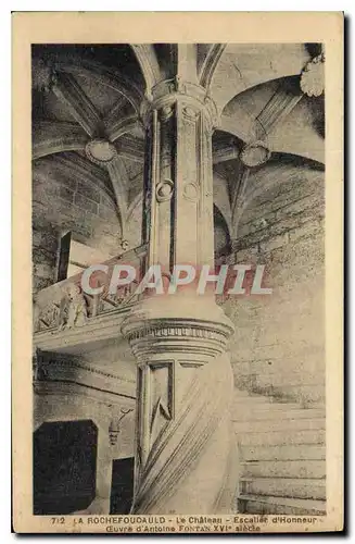 Cartes postales La Rochefoucauld Le Chateau Escalier d'Honneur
