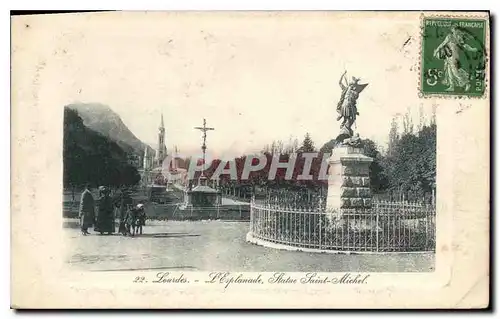 Cartes postales Lourdes L'Esplanade Statue Saint Michel