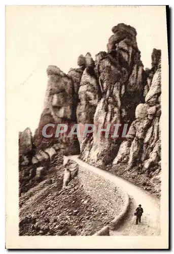 Ansichtskarte AK Meyrueis Rocher de Bouilleres Tunnel naturel a 2.500m de Meyrueis