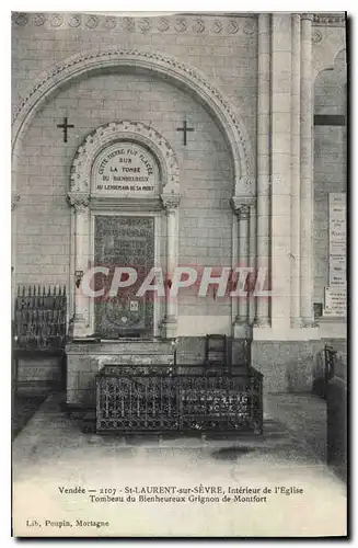 Cartes postales Vendee St Laurent sur Sevre Interieur de l'Eglise Tombeau du Bienheureux Grignon de Montfort