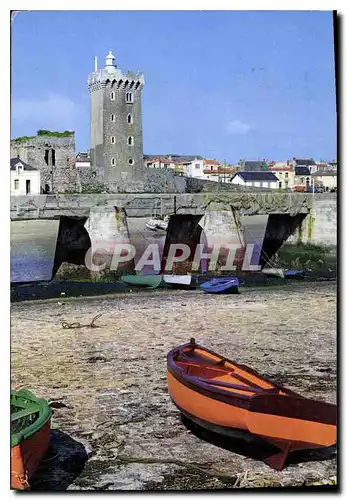 Cartes postales La Vendee Les Sables d'Olonne le port et la tour d'Arundel