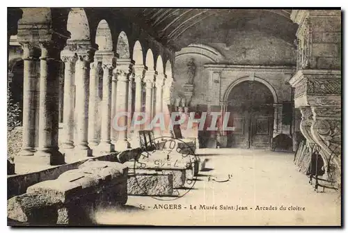 Cartes postales Angers Le Musee Saint Jean Arcades du cloitre