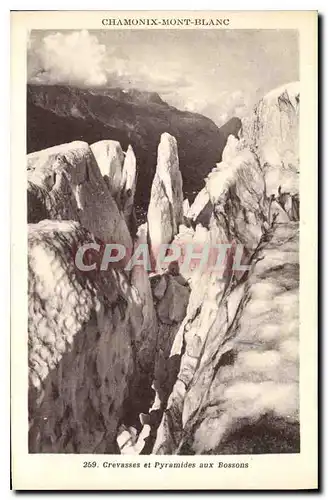 Ansichtskarte AK Chamonix Mont Blanc Crevasses et Pyramides aux Bossons