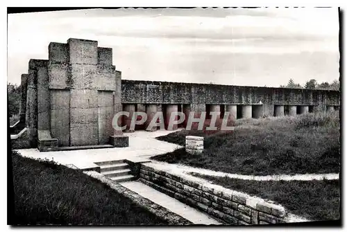 Cartes postales Verdun et les Champs de Bataille Le Monument de la Tranchee des Baionnettes Exterieur