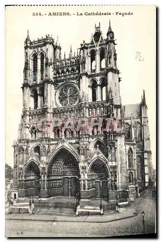 Cartes postales Amiens La Cathedrale Facade
