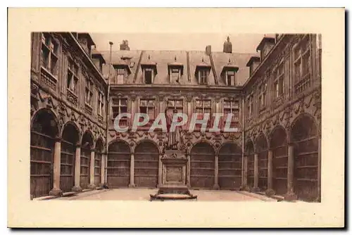 Cartes postales Lille La cour de l'Ancienne Bourse