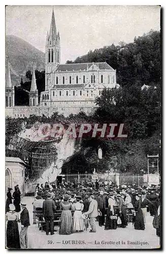 Cartes postales Lourdes La Grotte et la Basilique