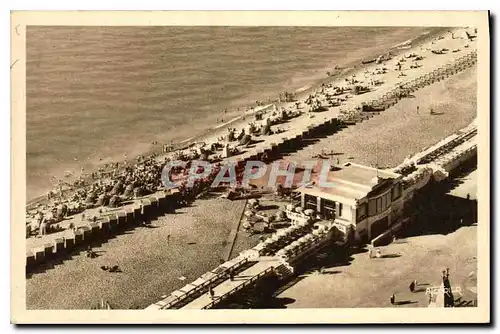 Cartes postales Le Treport la fregate et les bains