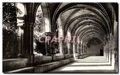 Cartes postales Le Cloitre et Pignon de la Maison des Hotes Abbaye de Royaumont