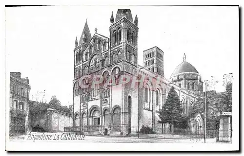 Cartes postales Angouleme La Cathedrale