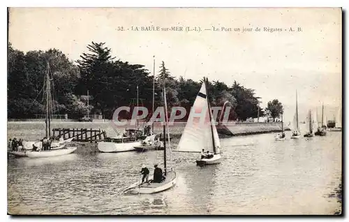 Cartes postales La Baule sur Mer Loire Inf Le Port un jour de Regates