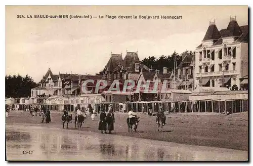 Ansichtskarte AK La Baule sur Mer Loire Inf La Plage devant le Boulevard Hennecart