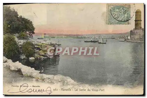 Cartes postales Marseille la sortie du Vieux Port