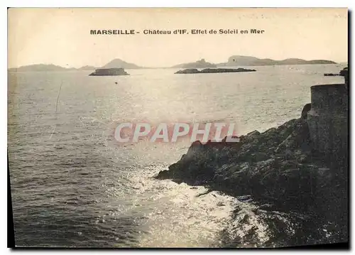 Cartes postales Marseille chateau d'If effet de soleil en mer