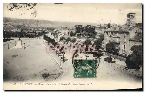 Cartes postales Valence Avenue gambetta et statue de Championnet