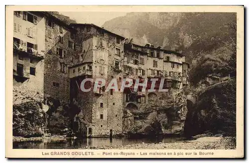 Cartes postales Les grands Goulets pont en Royans les maisons en a pic sur la Bourne