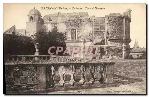 Cartes postales Grignan Drome chateau cour d'honneur
