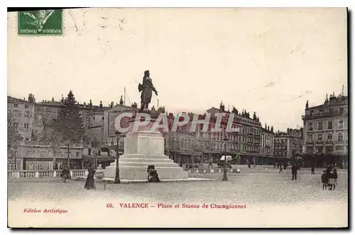 Cartes postales Valence place et statue de championnet