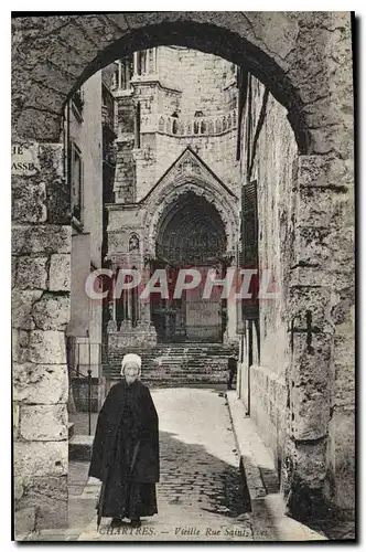 Cartes postales Chartres Vieille Rue Saint Yves Femme Folklore