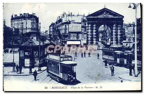 Cartes postales Bordeaux Place de la Victoire Tramways