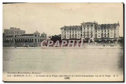 Cartes postales Hendaye Le Casino de la Plage (style Maure) et l'Hotel Eskualduna vus de la Plage