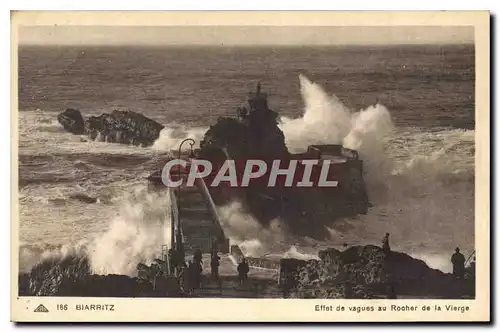 Ansichtskarte AK Biarritz Effet de vagues au Rocher de la Vierge