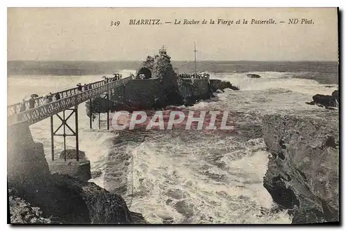 Cartes postales Le Rocher de la Vierge et la Passerelle