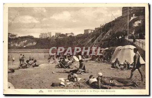 Cartes postales Biarritz Bains de Soleil a la Plage des Basques