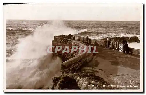 Ansichtskarte AK Biarritz Effet de Vague au Rocher de la Vierge