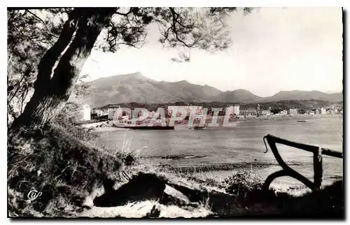 Cartes postales moderne Saint Jean de Luz La Plage et le Rhune