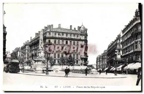 Cartes postales Lyon Place de la Republique