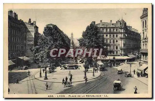 Cartes postales Lyon Place de la Republique