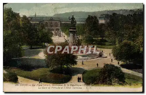 Cartes postales Lyon La Place Carnot Monument de la Republique