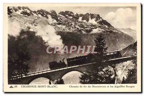 Cartes postales Chamonix Mont Blanc Chemin de fer du Montenvers et les Aiguilles Rouges