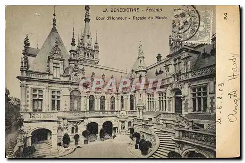 Cartes postales La Benedictine Fecamp Cour d'Honneur Facade du Musee