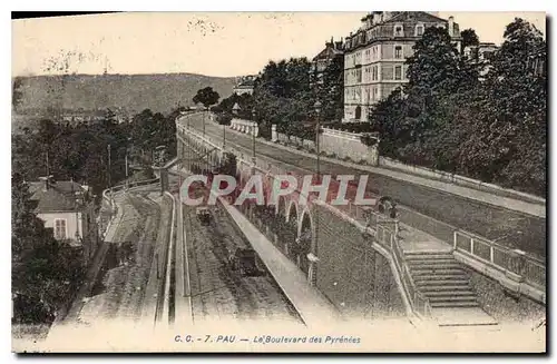 Cartes postales Pau Le Boulevard des Pyrenees