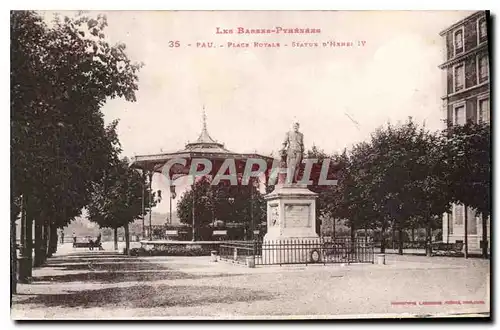 Ansichtskarte AK Les Basses Pyrenees Pau Place Royale Statue d'Henri IV