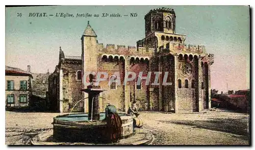 Cartes postales Royat L'Eglise fortifuu au XI siecle