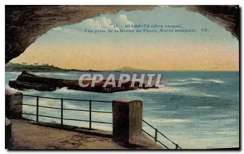 Ansichtskarte AK Biarritz Cote Basque Vue prise de la Grotte du Phare