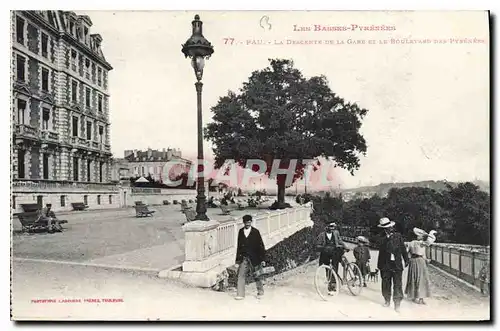 Cartes postales Pau Le Descente de la Gare et Le Boulevard des Pyrenees