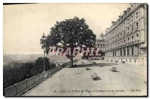 Cartes postales Pau L'Hotel de France et le Boulevard des Pyrenees