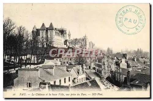 Ansichtskarte AK Pau Le Chateau et la basse Ville vue prise du Parc