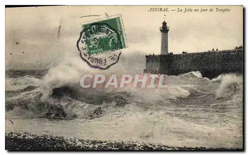 Ansichtskarte AK Fouras La Jetee un jour de Tempete phare