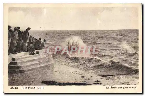 Ansichtskarte AK Chatelaillon La Jetee par gros temps