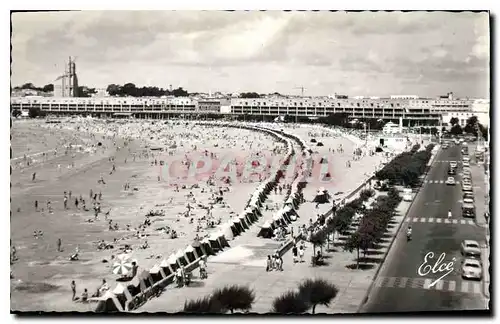 Cartes postales moderne Royan La Plage et le Front de Mer vus du Family Hotel