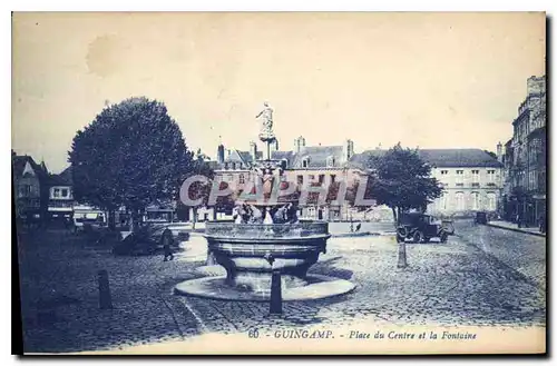 Ansichtskarte AK Guingamp Place du Centre et la Fontaine