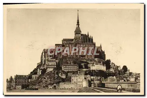 Ansichtskarte AK Mont St Michel Manche Le Mont a l'arrivee