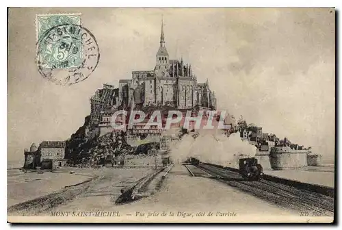 Cartes postales Mont Saint Michel Vue prise de la Digue cote de l'arrivee Train